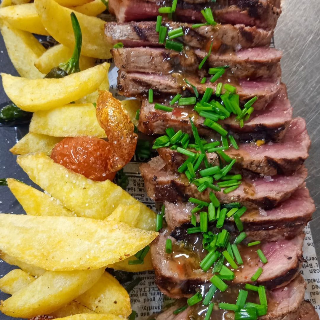 carne a la brasa en fuenteplateada